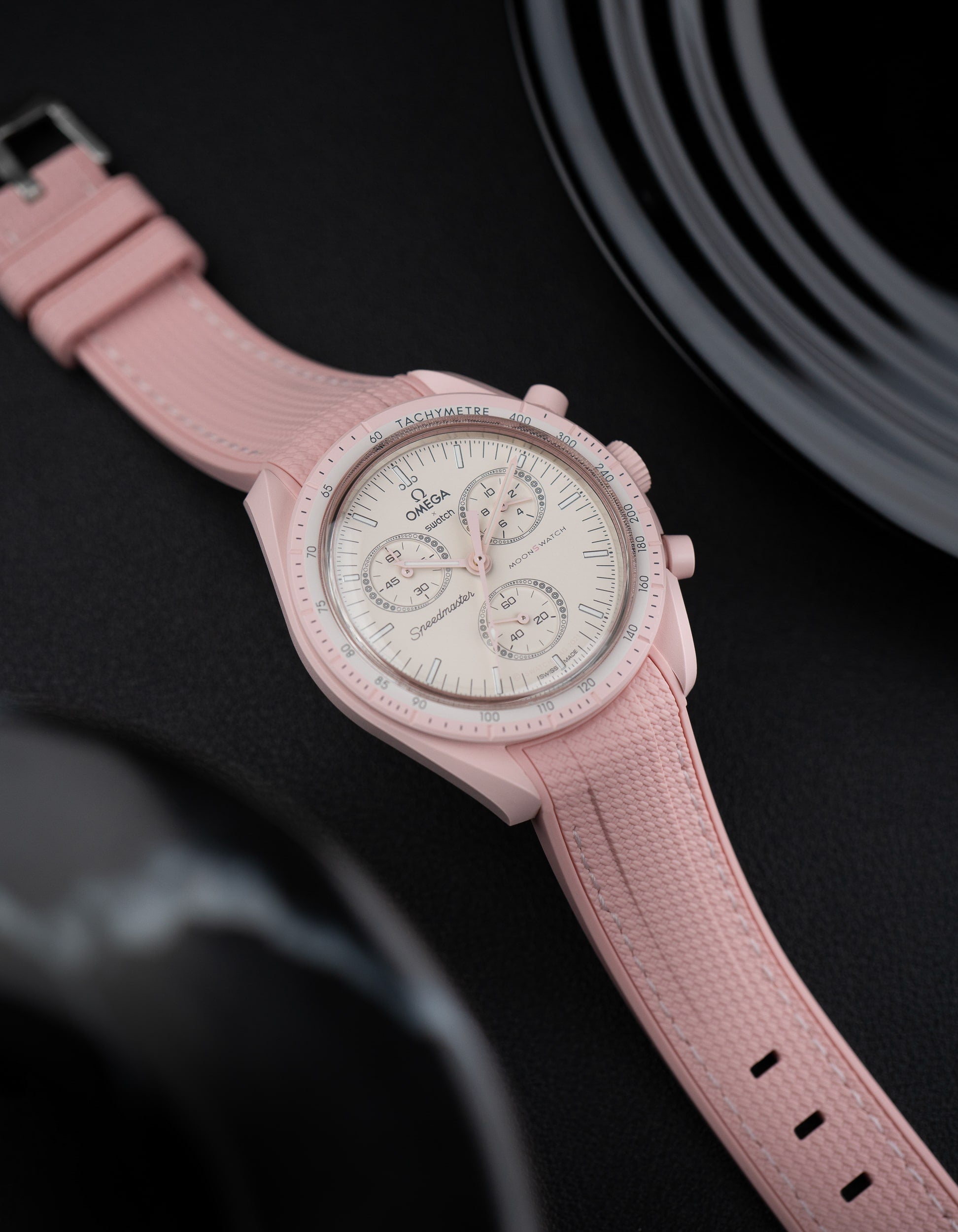 Curved Premium Rubber Strap - Pink