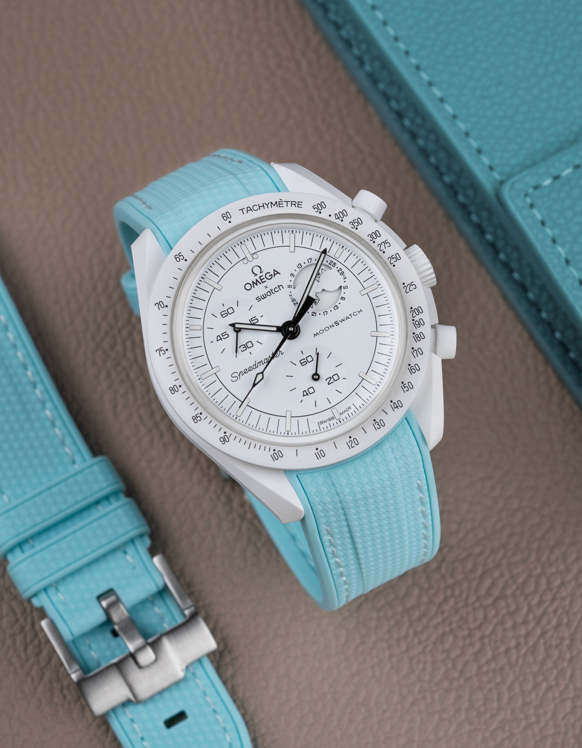 Curved Premium Rubber Strap - Turquoise