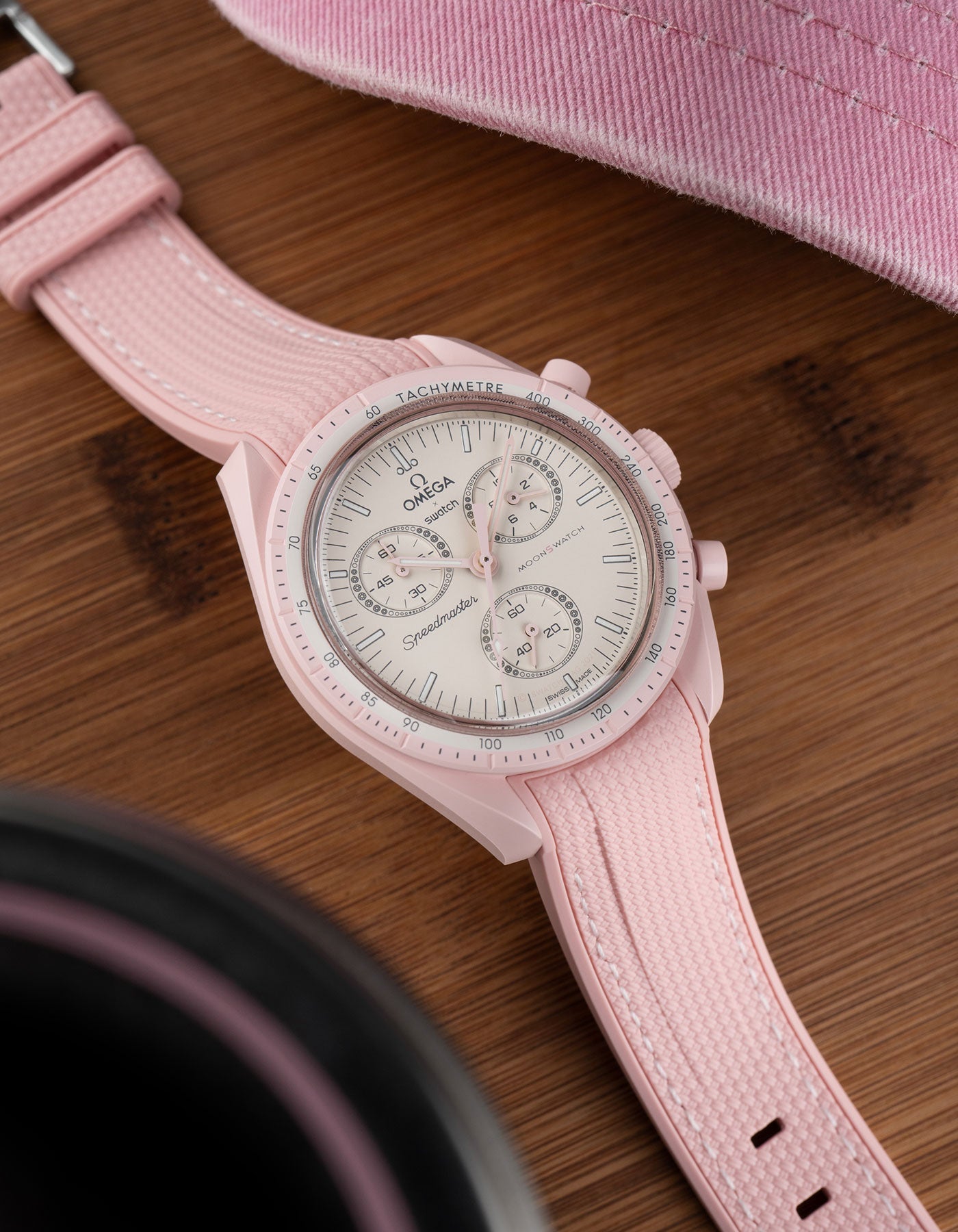 Curved Premium Rubber Strap - Pink