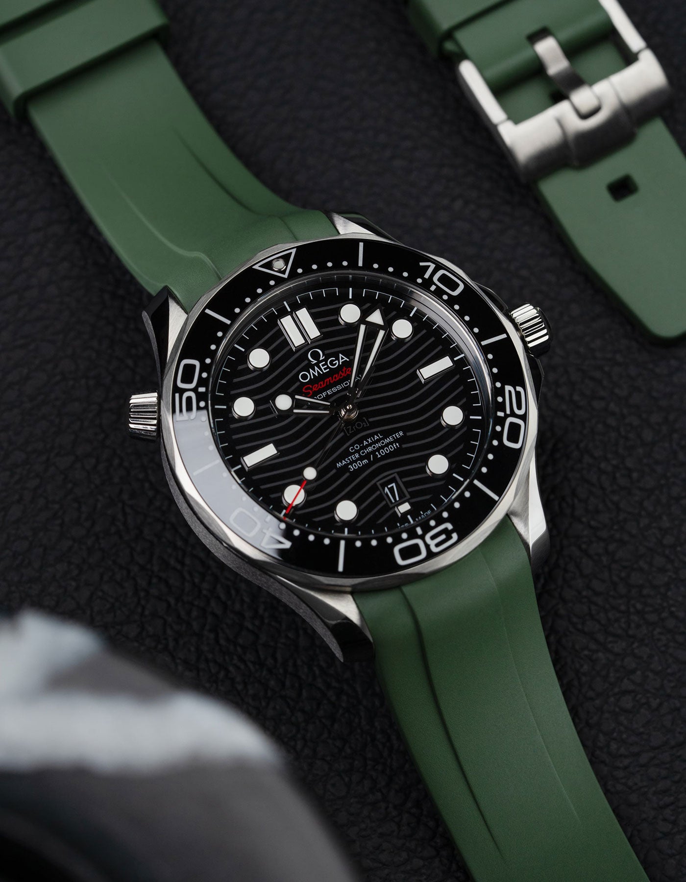 FKM Rubber Strap for Omega Seamaster 300 Diver - Military Green